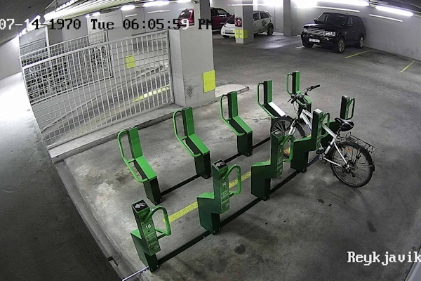 podziemny parking rowerowy