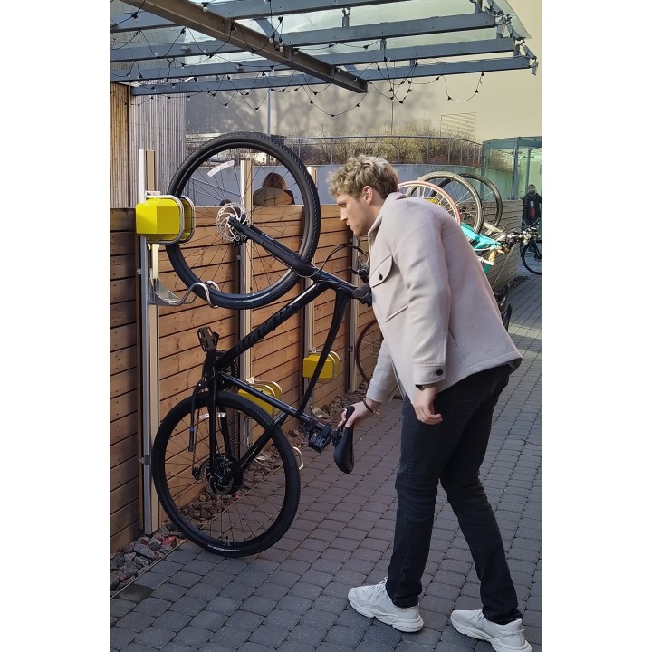 Pionowy stojak rowerowy Parkis City - oszczędź miejsce w rowerowni