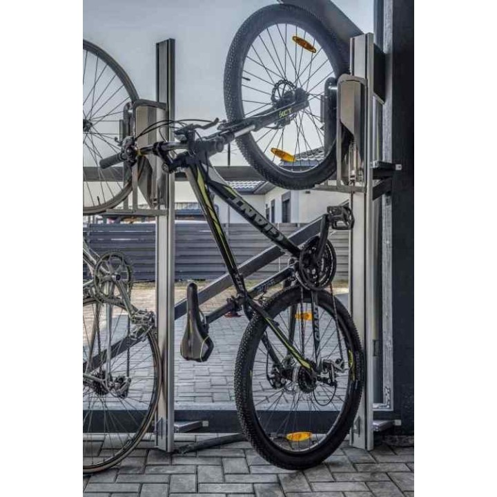 Nowoczesny stojak rowerowy pionowy Parkis Stainless Steel